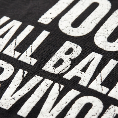 Tee 100 Wall Balls Survivor — détail macro — HybridDept