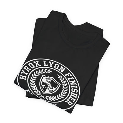 Tee HYROX Lyon Finisher — détail capuche | hybriddept