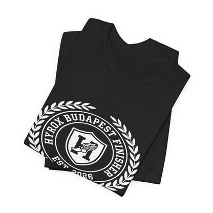 Tee HYROX Budapest Finisher — détail capuche | hybriddept