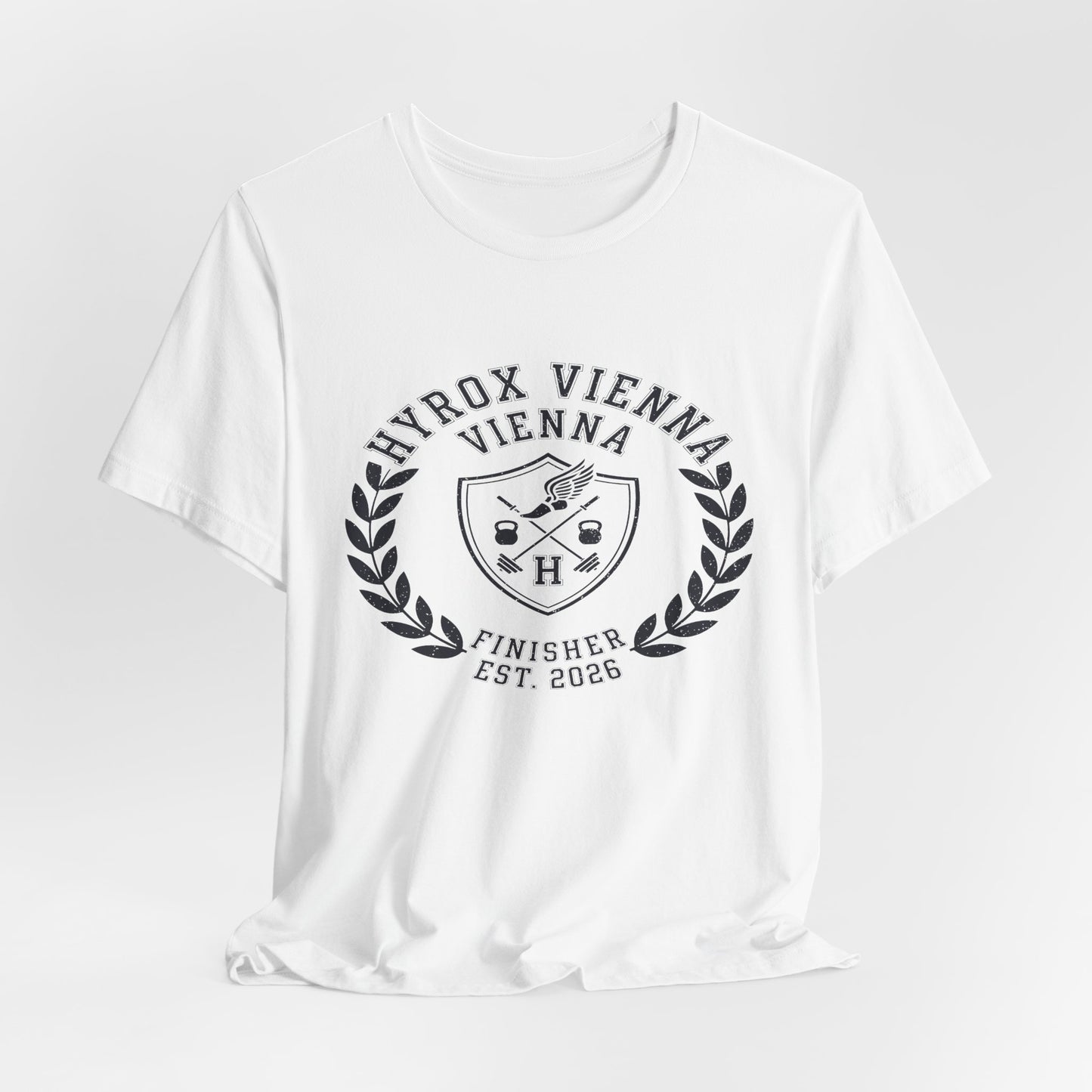 Tee HYROX Vienna Finisher — side view | hybriddept